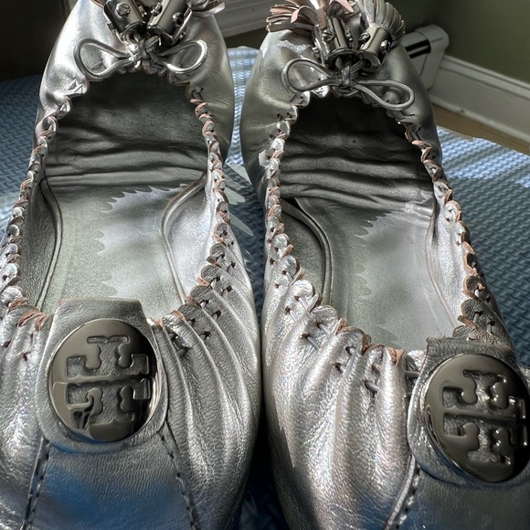 Tory Burch Reese Mestico Tassel Ballet Flats 7.5 shoes - Picture 5 of 12